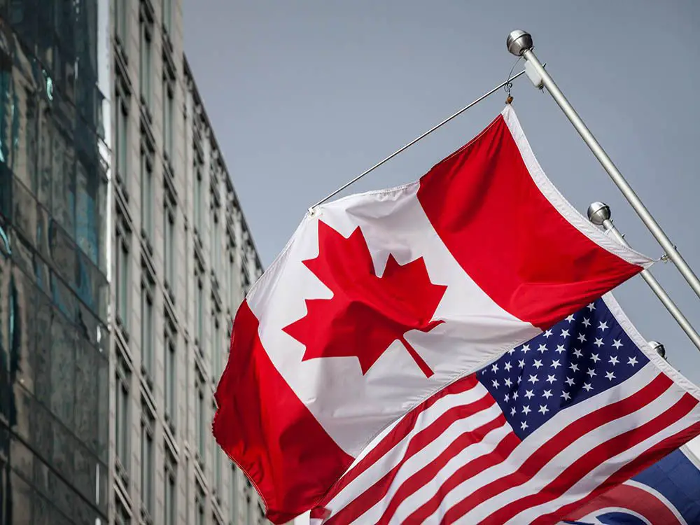 El dólar canadiense ahora está listo para comerciar en un nuevo rango más alto, dice Credit Suisse