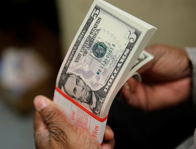 Monedas de la región avanzan frente al dólar tras minutas Fed