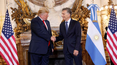 El presidente argentino, Mauricio Macri, recibe al mandatario estadounidense, Donald Trump, en la Ciudad de Buenos Aires.