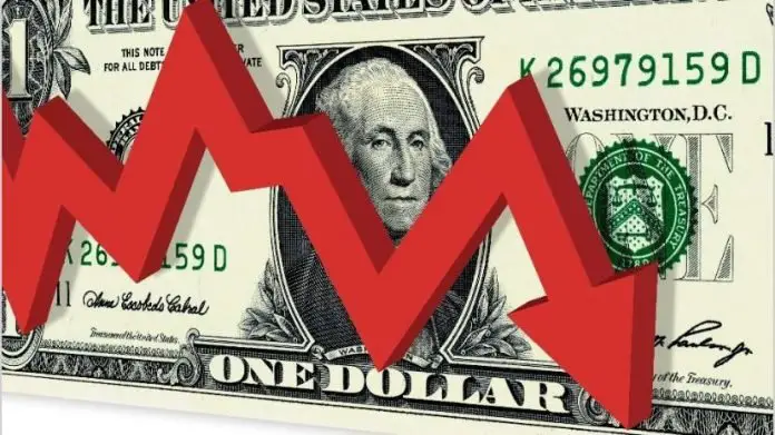 El dólar cayó y terminó la semana en mínimos que no se veían desde julio