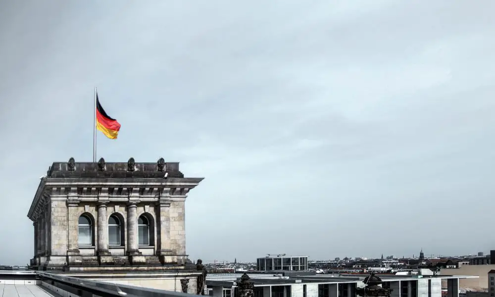 Libra, China son amenazas; economía necesita euro digital: Banken Verband de Alemania