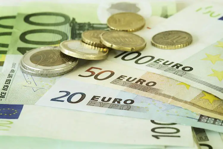Análisis EUR / USD: está por debajo de 1.1120